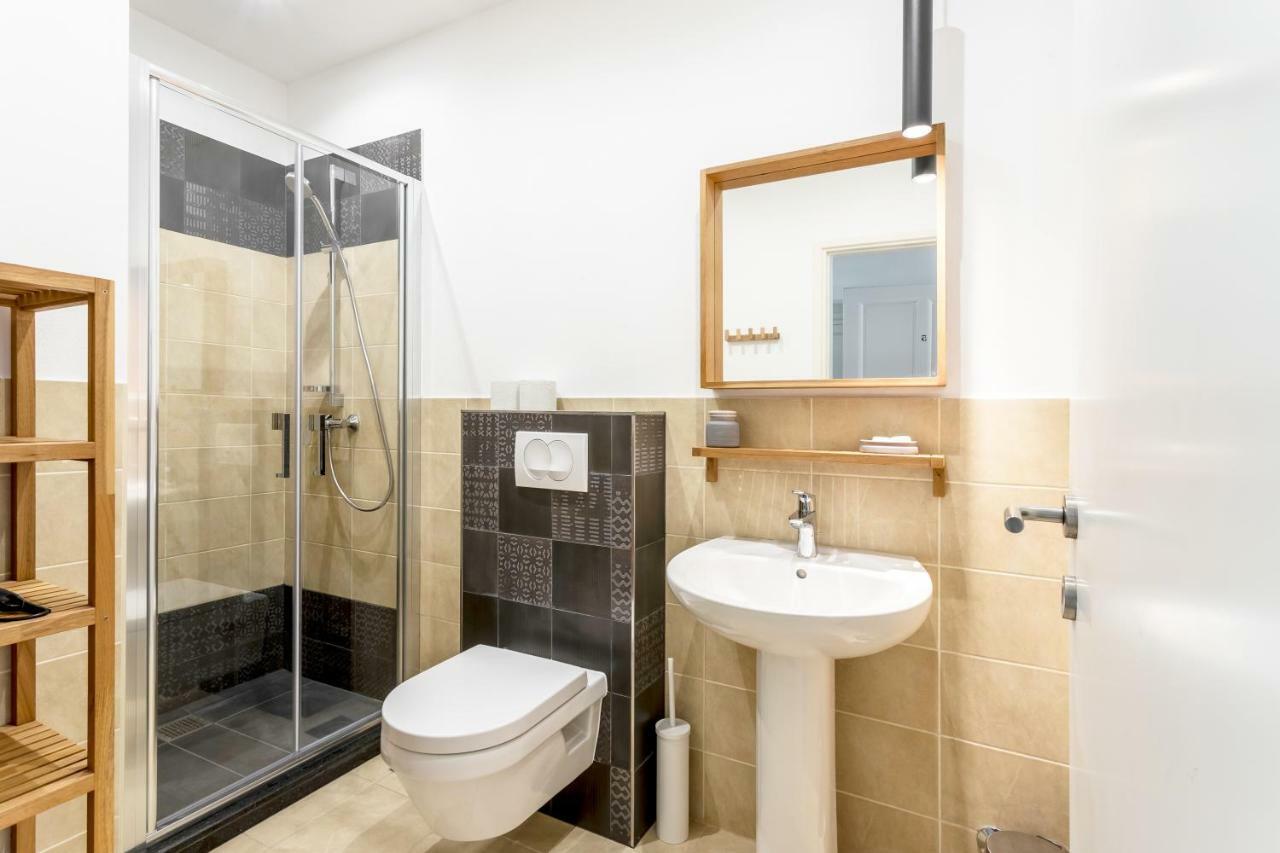 Zlatni Bol Apartments Dış mekan fotoğraf